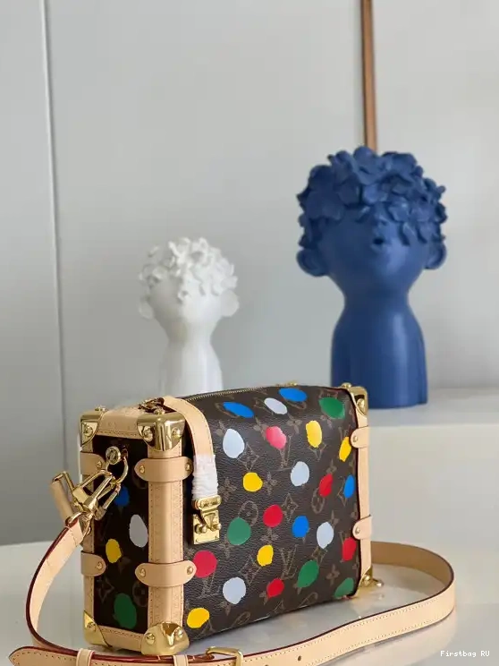 First bag ru TRUNK SIDE VUITTON LOUIS MM 0512